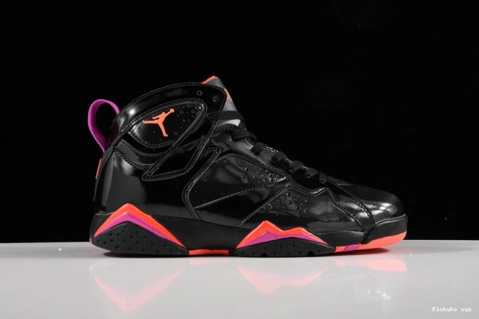 313358-006 Air 7 Retro Black Jordan Patent 0701